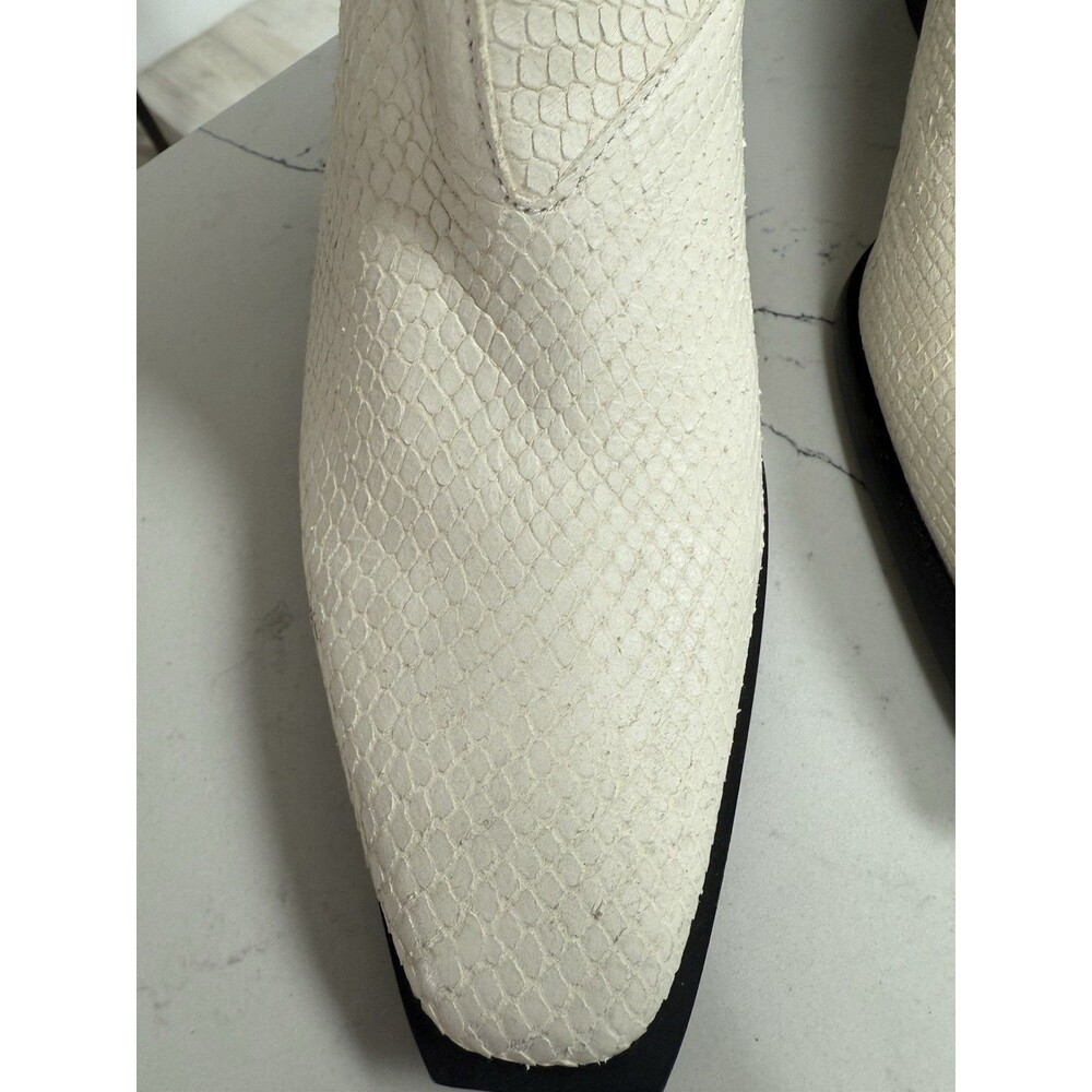 Women All Saints Pointed Toe Lenora White Snakes Skin Booties Size 37 brand New - Picture 4 of 16